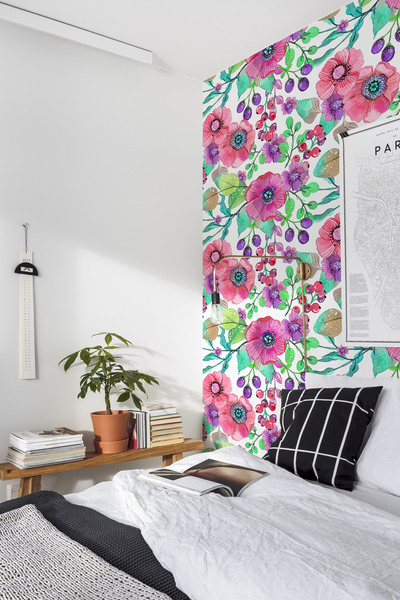 Papier peint adhésif Sur les branches de l'if