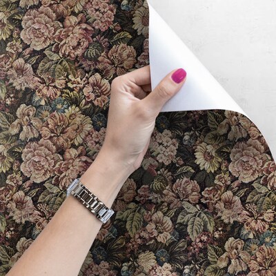 Tapisserie murale Fleurs brodées sur le mur