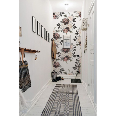 Papier peint panoramique Un bouquet de fleurs pour la dame ?