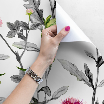 Papier peint panoramique Une prairie pleine de papillons et de fleurs