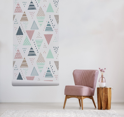 Papier peint panoramique La folie des couleurs triangulaires