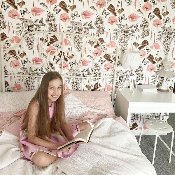 Tapisserie murale Fleurs de printemps et papillons