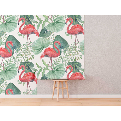 Papier peint Avec un flamant rose dans le jardin