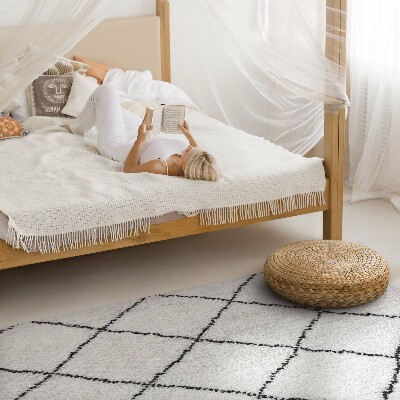 Tapis vinyle Peluche imitation motif lignes noires