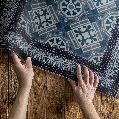 Tapis vinyle d’extérieur Talavera bleu marine, magnifique motif vintage