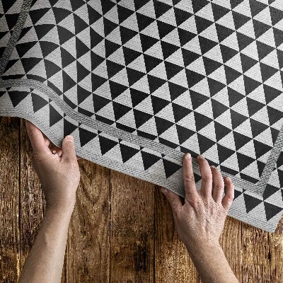 Tapis vinyle d’extérieur Tissu imitation triangles noirs et blancs
