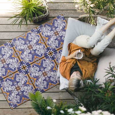 Tapis vinyle d’extérieur Carreaux élégants avec ornements végétaux