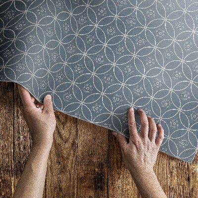 Tapis vinyle d’extérieur Motif de cotte de mailles avec des cercles réguliers et des fleurs