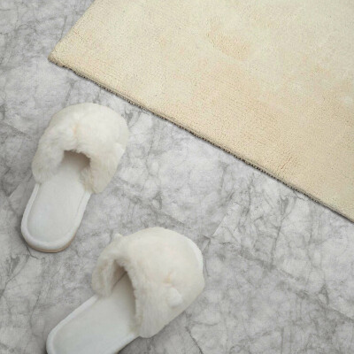 Carreaux pvc Le marbre se tisse avec des veines délicates