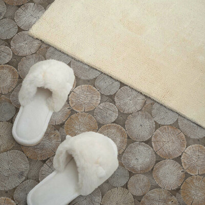 Carreaux de vinyle auto-adhésifs Motif de grain de bois dans une version élégante