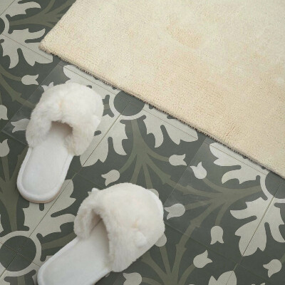 Carreaux de vinyle auto-adhésifs Motif floral sur céramique