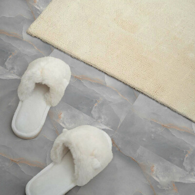 Carreaux de vinyle auto-adhésifs Motif marbré élégant dans une version classique