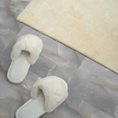 Carreaux de vinyle auto-adhésifs Motif marbré élégant dans une version classique