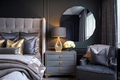 Miroir irregulier avec une forme originale