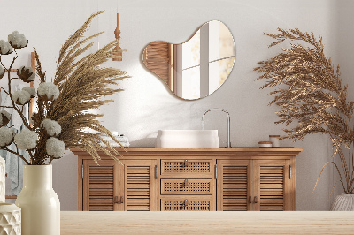 Miroir organique et décoratif