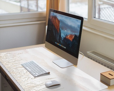 Tapis de bureau Champ dans le brouillard