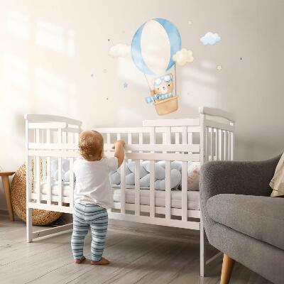 Autocollant mural 100x152 Petit ours dans un ballon dans les nuages aquarelle pastel