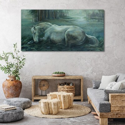 Tableau sur toile « Un cheval calme dans un paysage forestier »