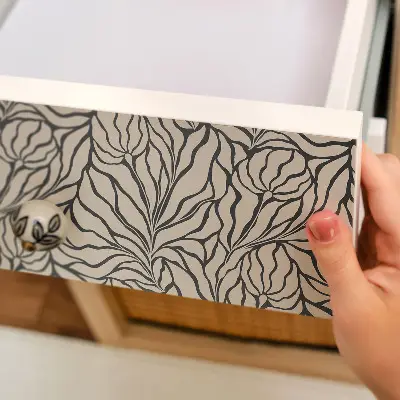 Film adhésif décoratif pour meuble Composition des feuilles