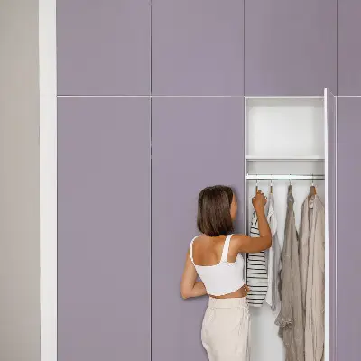 Adhésif pour meuble lilas violet