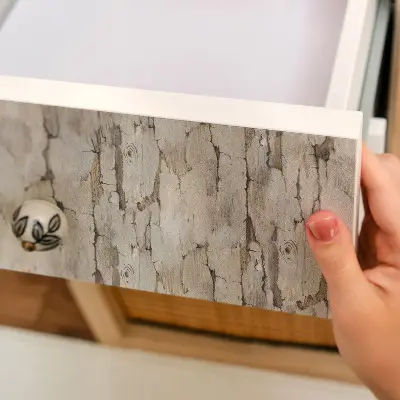 Adhésif pour meuble texture bois