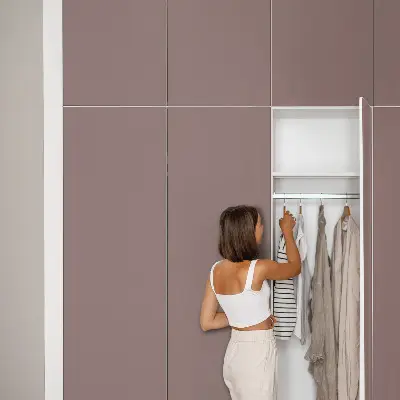 Film adhésif décoratif pour meuble brun pastel