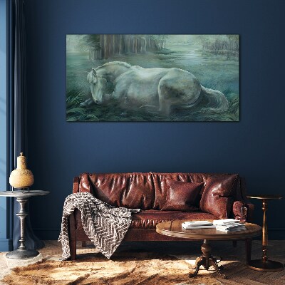 Tableau sur verre Un cheval calme dans un paysage forestier