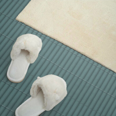 Panneau mural pvc bandes verticales parallèles