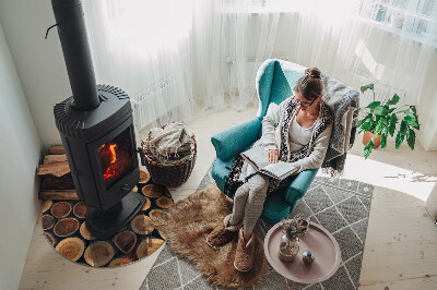 Plaque verre devant cheminée Boîte avec bois coupé