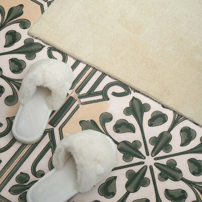 Panneau décoratif mural Motif végétal sur le carrelage