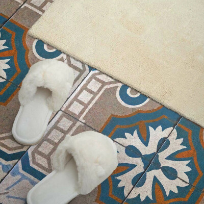 Rev?tement mural Motif mosa?que avec motifs décoratifs