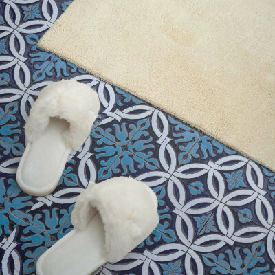 Rev?tement mural Motif de formes avec un motif floral