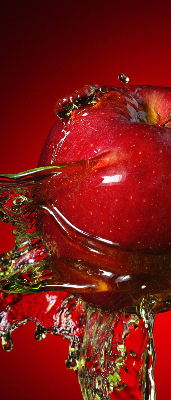 Store intérieur Pomme rouge dans l'eau