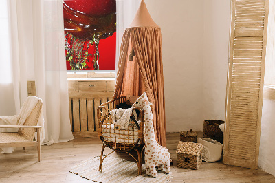 Store intérieur Pomme rouge dans l'eau