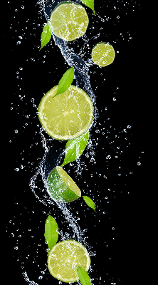 Store intérieur Citron vert tombant dans l'eau