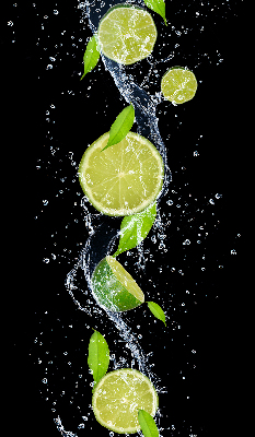 Store intérieur Citron vert tombant dans l'eau