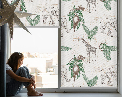 Store intérieur Girafes, éléphants et feuilles