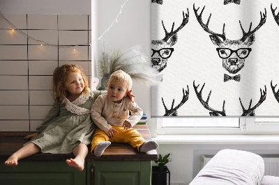 Store enrouleur Renne avec des lunettes