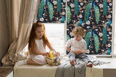 Store enrouleur Paon avec des fleurs