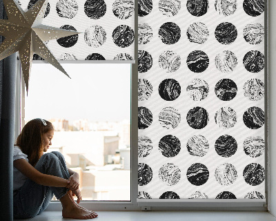 Store enrouleur Roues en granit