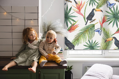 Store enrouleur Toucans sur des fleurs