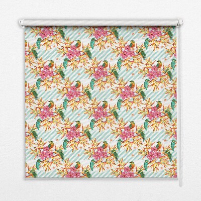 Store intérieur Oiseaux parmi les branches d'un arbre