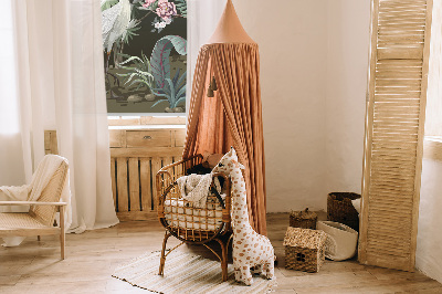 Store intérieur Oiseaux près de l'arbre