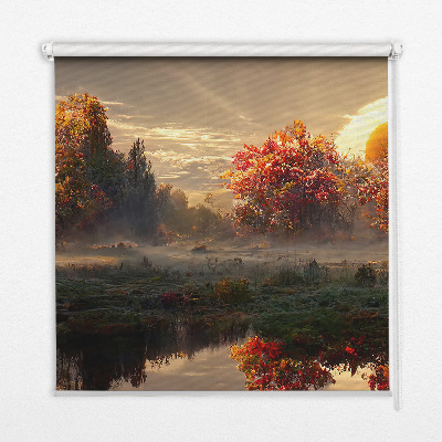 Store intérieur Coucher de soleil derrière les arbres