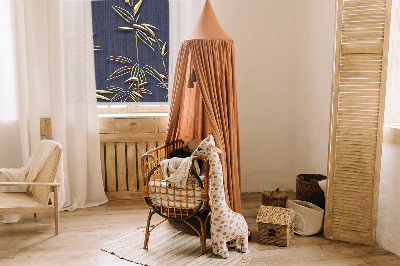 Store enrouleur Le lac derrière les fleurs
