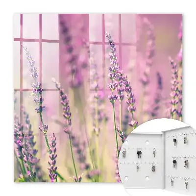 Un jardin violet par une journée d'été