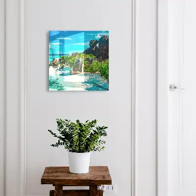 Une plage tropicale à la végétation luxuriante