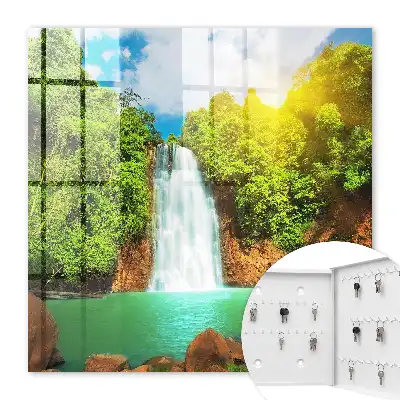 Cascade verte tropicale