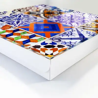 Carreaux décoratifs aux motifs traditionnels colorés