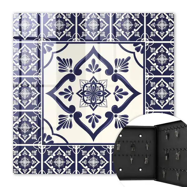 Élégance classique ornée de motifs floraux